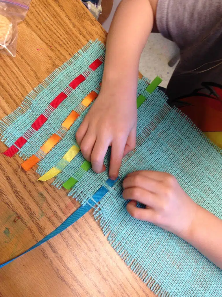 Weaving projects for kids with burlap and ribbon. 